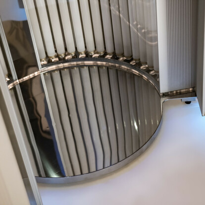 Вертикальный солярий-коллагенарий Fire Sun Galaxy