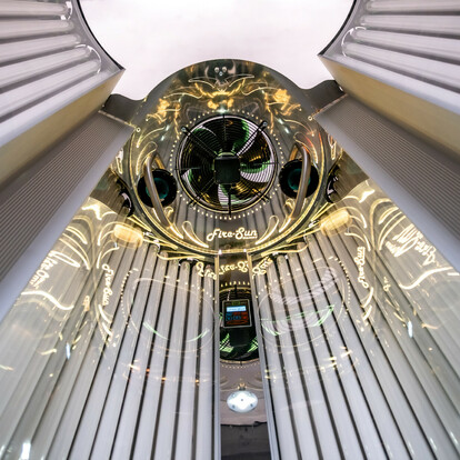 Вертикальный солярий-коллагенарий Fire Sun Galaxy