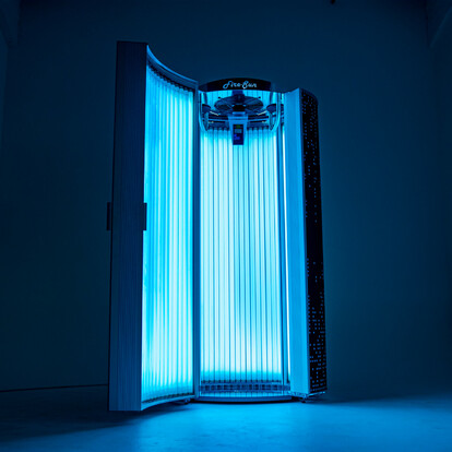 Вертикальный солярий-коллагенарий Fire Sun Space