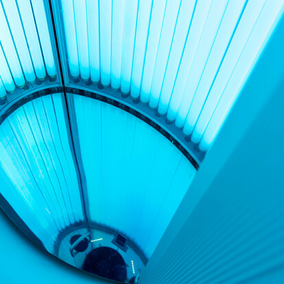 Вертикальный солярий-коллагенарий Fire Sun Space